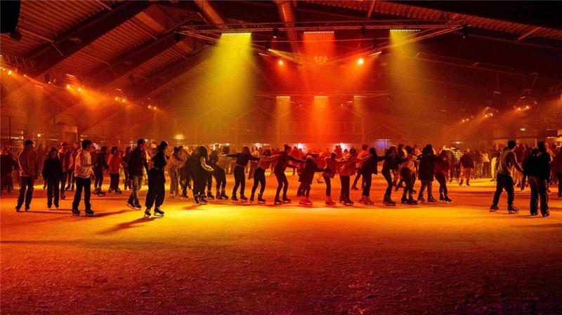 Die Disc on Ice gehört zu den wöchentlichen Highlights in der Harsefelder Eissporthalle