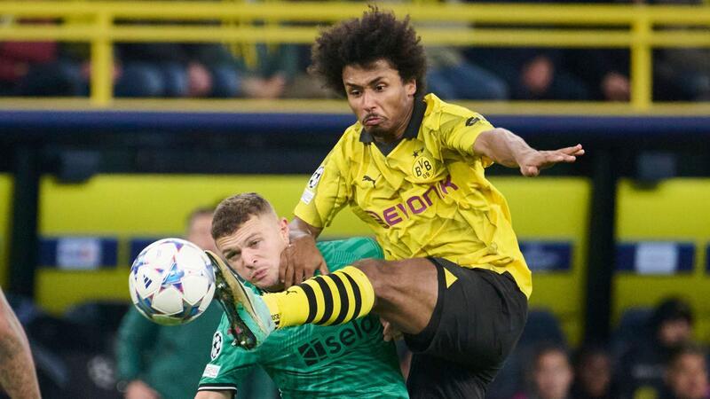 BVB mit „toller Reaktion“ nach Bayern-Debakel Die Dortmunder um Karim Adeyemi (r) zeigten vollen Einsatz.