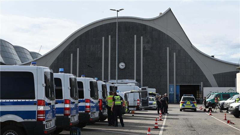 Dreitägige Aktion der Polizei gegen Drogen Die Drogen-Schwerpunktkontrolle am Großmarkt in Hamburg ist Teil einer dreitägigen Aktion.