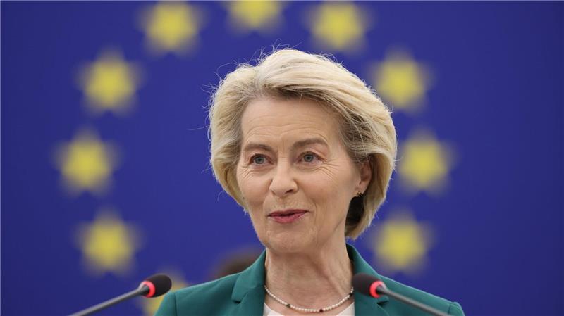 Zollstreit und kein Ende: Exporte in die USA sacken ab Die EU-Kommission unter Präsidentin Ursula von der Leyen ringt um eine Lösung im Zollstreit mit den USA.