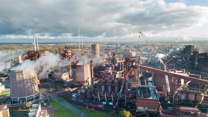 EU-Kommission will Emissionshandel abschwächen Die EU-Kommission will die Industrie mit länger mehr Verschmutzungsrechten unterstützen (Symbolbild).