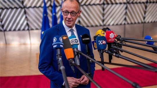Die EU-Länder versuchen, sich bis Jahresende auf einen Kompromiss für den billionenschweren Gemeinschaftshaushalt für die Jahre 2028 bis 2034 zu verständigen.