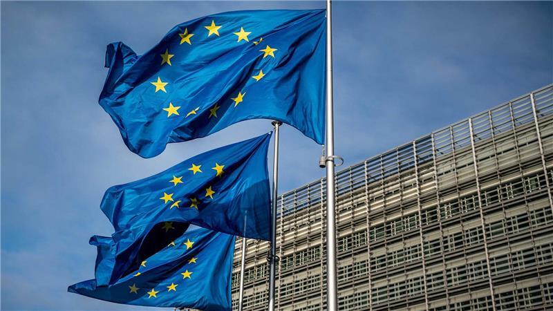 Die EU soll nach Einschätzung von deutsch-französischen Ökonomen Freihandelsabkommen vorantreiben. (Archivbild)