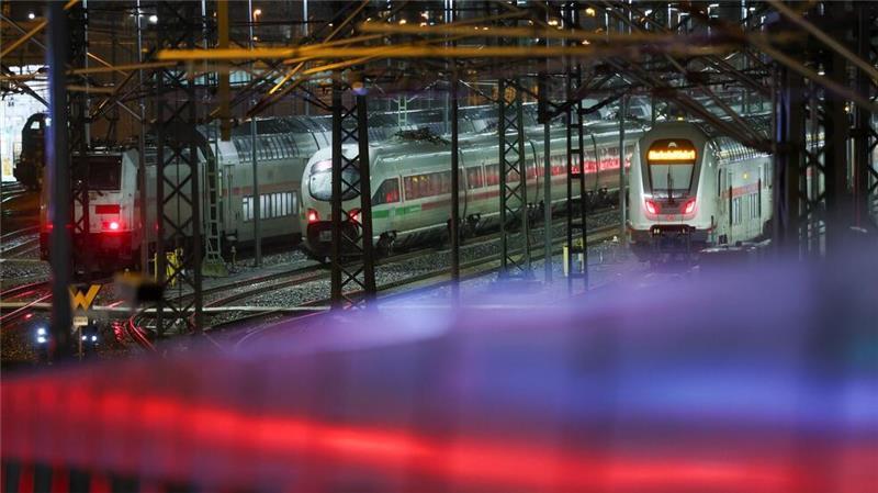 Die EVG fordert in den anstehenden Tarifverhandlungen bei der Bahn 7,6 Prozent mehr Geld.