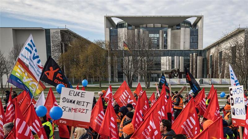 Die EVG kämpft seit Jahren gegen eine mögliche Aufspaltung der Bahn.