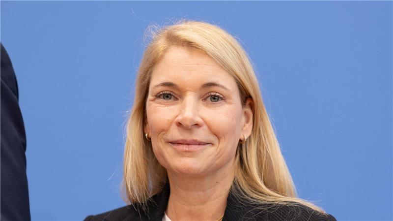 Die EVG stimmte im Aufsichtsrat sogar gegen Berufung der neuen Bahnchefin, Evelyn Palla - aus Protest gegen Rompf. (Archivbild)