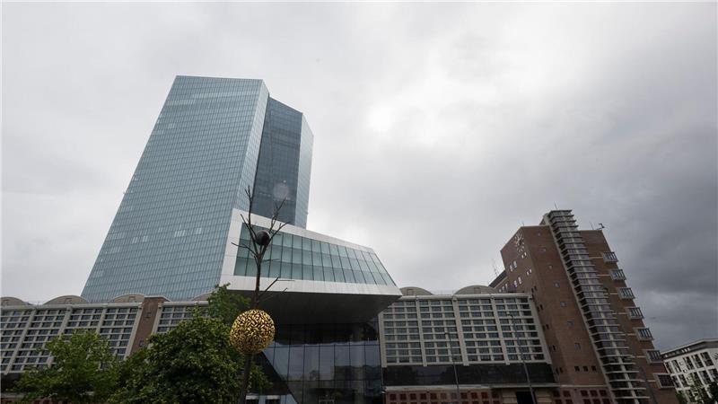 EZB in Lauerstellung: Keine weitere Zinssenkung in Sicht Die EZB sieht die Inflation im Euroraum eingedämmt (Archivbild)