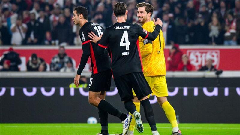 Eintracht-Sieg in Stuttgart mit Zitter-Schlussphase Die Eintracht kann sich nach dem gehaltenen Strafstoß bei Kevin Trapp bedanken.