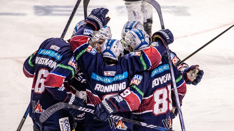 Eisbären Berlin greifen nach zehntem DEL-Titel Die Eisbären setzten sich im vierten Finalspiel gegen Bremerhaven mit 4:1 durch.