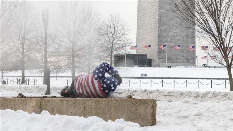 Die Eiseskälte in vielen Regionen der USA macht den Menschen zu schaffen. 