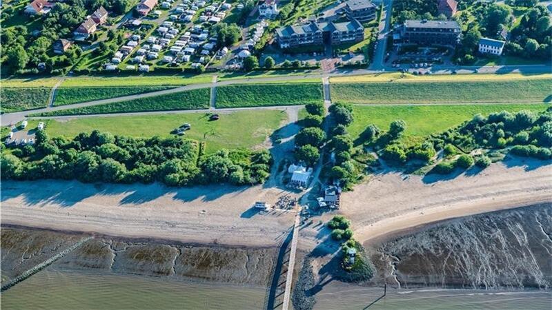Die Elbinsel Krautsand: Das Parken soll hier teurer werden.