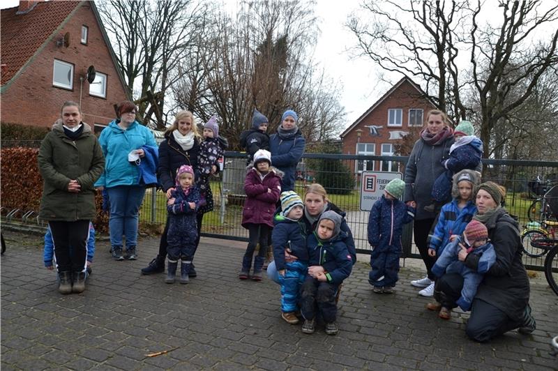 Die Eltern des Kindergartens „Storchennest“ in Estorf fordern längere und zuverlässige Betreuungszeiten. Foto: Helfferich