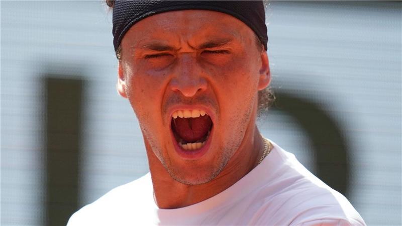 Eiskalt zum Hitzestart: Zverev in Runde zwei von Paris Die Emotionen müssen raus bei Alexander Zverev.