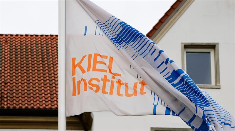 Die Erhebung der IfW begann am 24. Januar 2022, also einen Monat vor Beginn der völkerrechtswidrigen Invasion. (Symbolbild)