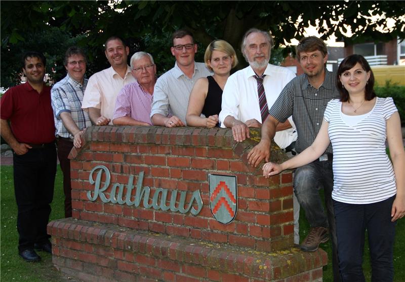 Die FWG-Kandidaten in Drochtersen (von links): Siddik Barunduk, Sönke Koch, Rolf Suhr, Bernd Reimers, Marcus Marx, Cindy Burfeind, Cornelius van Lessen, Markus Wrage und Elena Rommel.