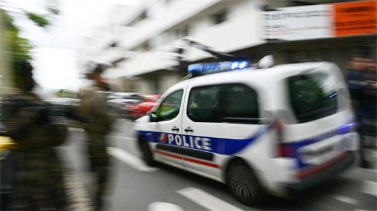 Die Fahrt des Neunjährigen mit einem Geländewagen durch Marseille hätte ein schlimmes Ende nehmen können, meint die Polizei. (Symbolbild)