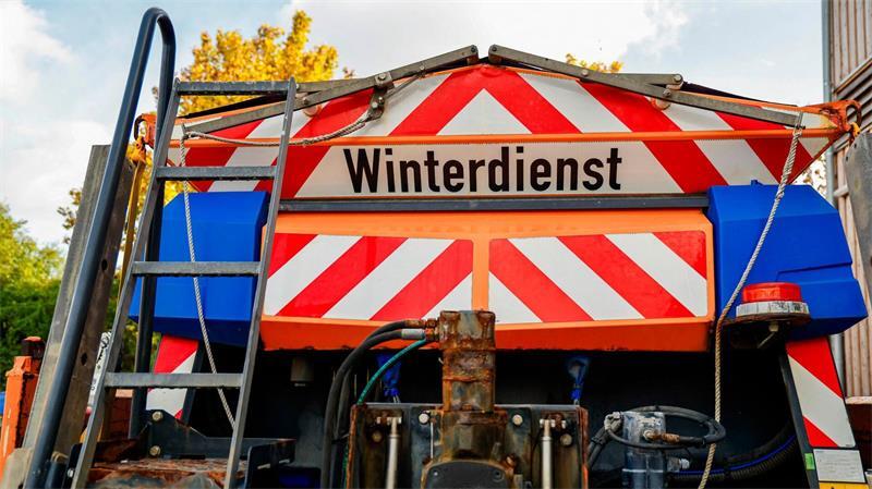 Winterdienst in Schleswig-Holstein ist startklar Die Fahrzeuge für den Winterdienst sind vorbereitet.