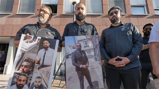 Die Familie des Opfers forderte vor Prozessbeginn „Gerechtigkeit“.