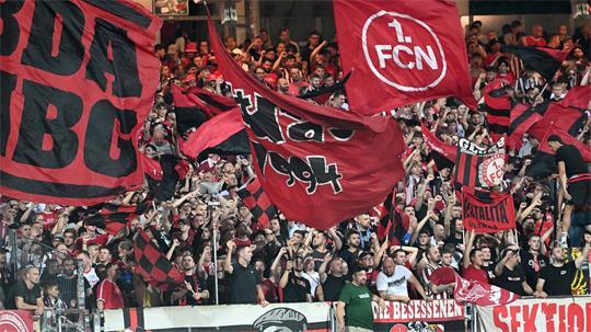 Die Fans des 1. FC Nürnberg erleben in dieser Saison endlich wieder ein Hoch. (Archivbild)