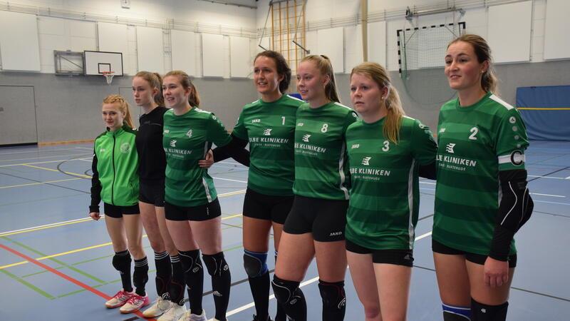 TSV Essel ist weiter ungeschlagen - MTV Wangersen ist Verfolger Nummer eins Die Faustballerinnen des TSV Essel sind in dieser Saison noch ungeschlagen.