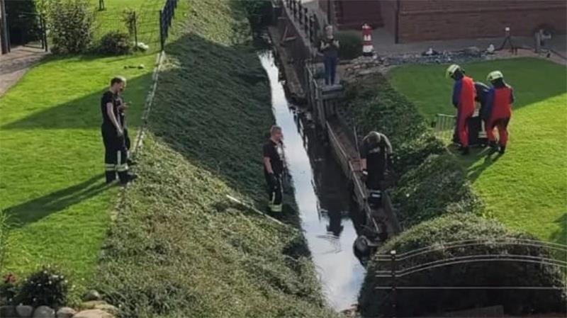 Die Feuerwehr Drochtersen hat ein Herz für Tiere gezeigt.