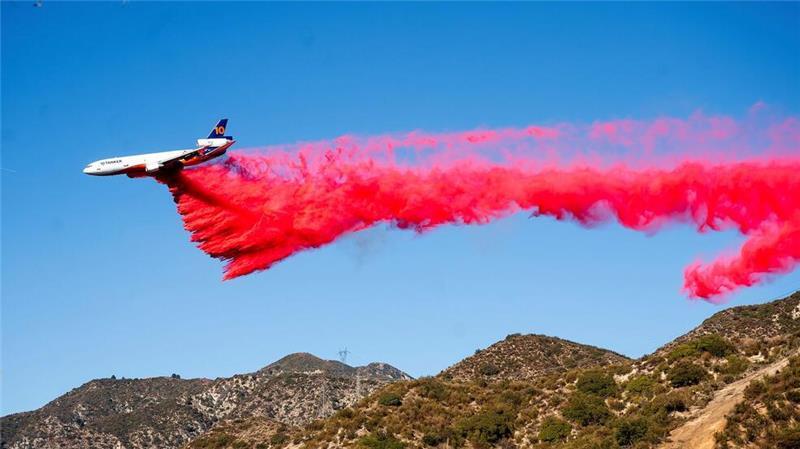 Die Feuerwehr in Kalifornien macht Fortschritte bei der Brandbekämpfung. 