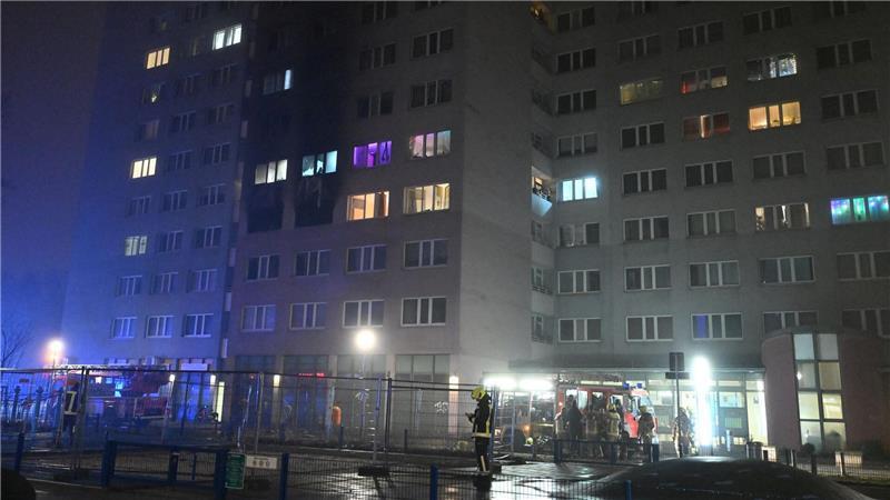 Die Feuerwehr ist am Mittwochabend mit einem Großaufgebot ausgerückt.