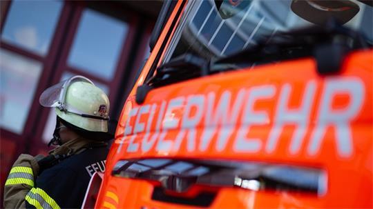 Die Feuerwehr musste einen Lkw-Brand an der A7-Raststätte Harburger Berge löschen (Symbolbild).