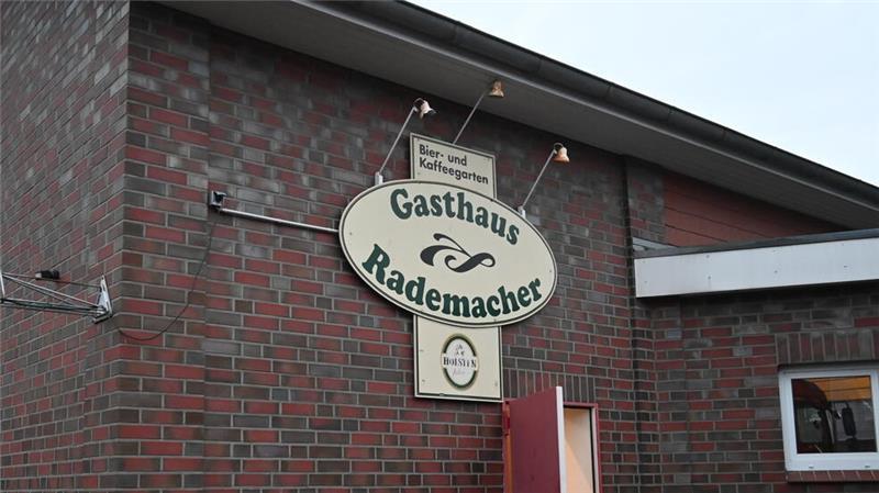 Altländer wollen Abriss der alten Feuerwache in Königreich verhindern Die Feuerwehr rettete das alte Rademacher-Schild.
