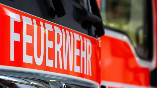 Die Feuerwehr rückte am Freitag nach Dollern aus. (Symbolbild)