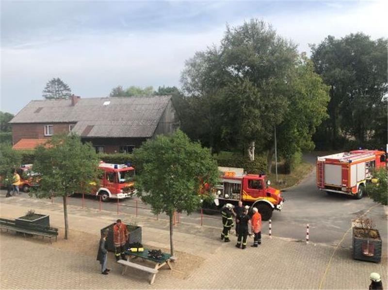 10.000 Euro Schaden: Brand in der Schule in Freiburg Die Feuerwehr rückte am Montag an der Schule in Freiburg an. Foto: Feuerwehr