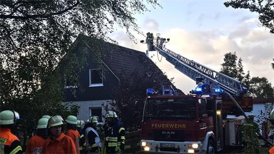 Die Feuerwehr war mit 70 Einsatzkräften vor Ort.