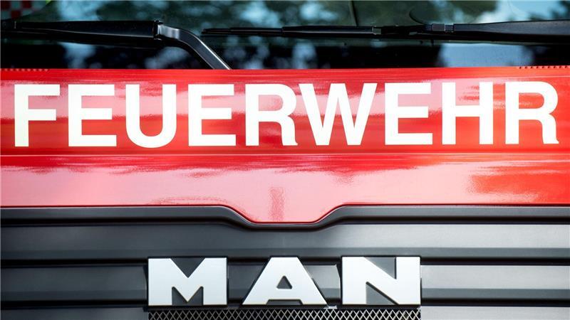 Die Feuerwehrleute konnten das Mädchen mit einem Seitenschneider befreien. (Symbolbild)