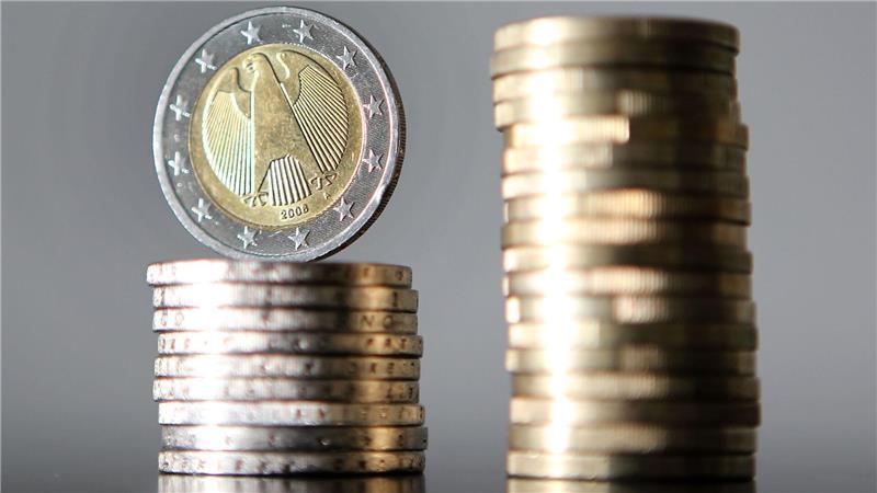 Finanzagentur: Mit Schuldenpaket höhere Zinsausgaben Die Finanzagentur hat nach eigenen Angaben einen Liquiditätspuffer in Höhe eines mittleren zweistelligen Milliardenbetrags.