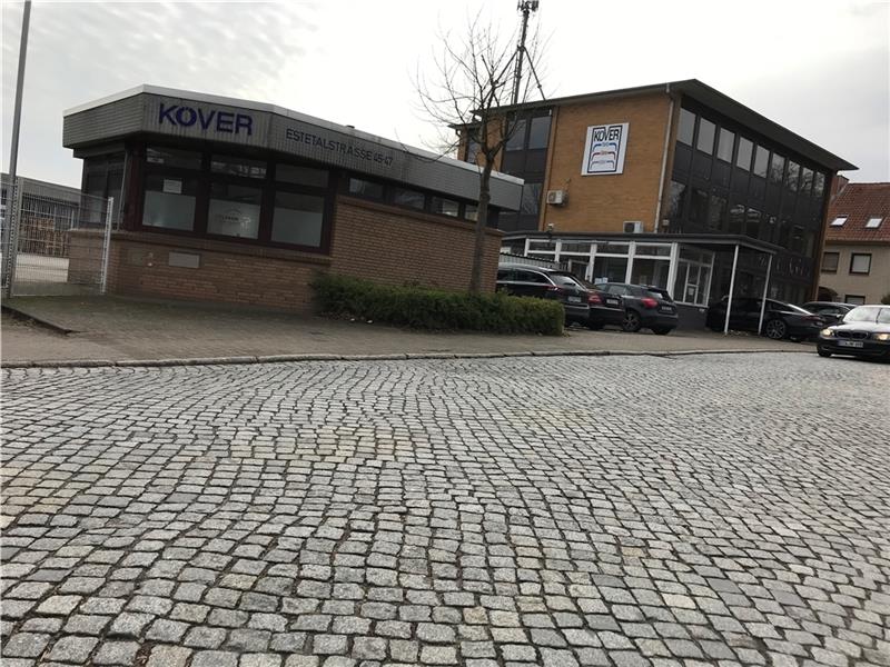 Köver-Prozess: Was wussten die Mitarbeiter in Buxtehude? Die Firma Köver in Buxtehude war Ort einer Drogenrazzia. Foto: Wisser