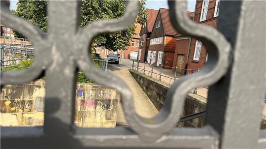 Die Fläche am Backeltrog zwischen Schiffertorkreisel und Altstadt soll mit Städtebaufördermitteln aufgewertet werden.