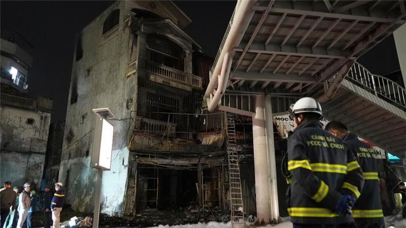 Elf Tote bei Brand in vietnamesischer Bar Die Flammen versperrten den Opfern den Weg nach draußen.