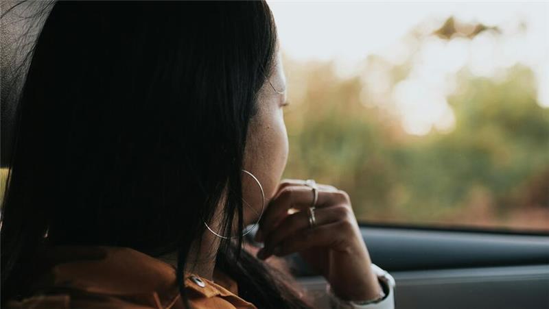 Die Frauen saßen im Auto, als sie von einem Mann in Buchholz (i.d.N.) sexuell belästigt wurden (Symbolbild).