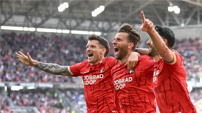 Die Freiburger gewannen ein turbulentes Spiel gegen Hoffenheim.