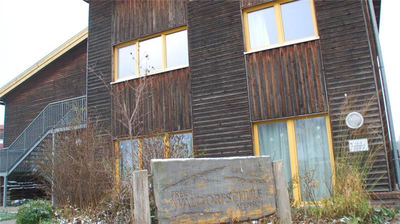 Freie Waldorfschule Apensen lädt zum Martinsbasar ein Die Freie Waldorfschule nahm 2012 den Schulbetrieb in Apensen auf.