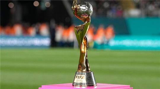 Die Fußball-WM der Frauen findet 2027 in Brasilien statt.
