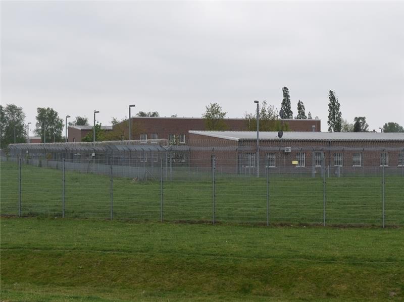 Die GdP will das Gefängnis auf Hahnöfersand erhalten. Foto: Vasel