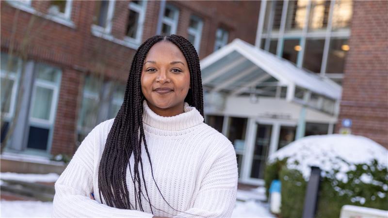 Die Geburt ihrer Tochter hat Sozialministerin Aminata Touré nach eigenen Worten verändert.