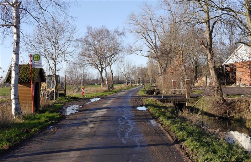 Die Gemeindeverbindungsstraße Im Strich soll für 300 000 Euro saniert werden. Foto Umland