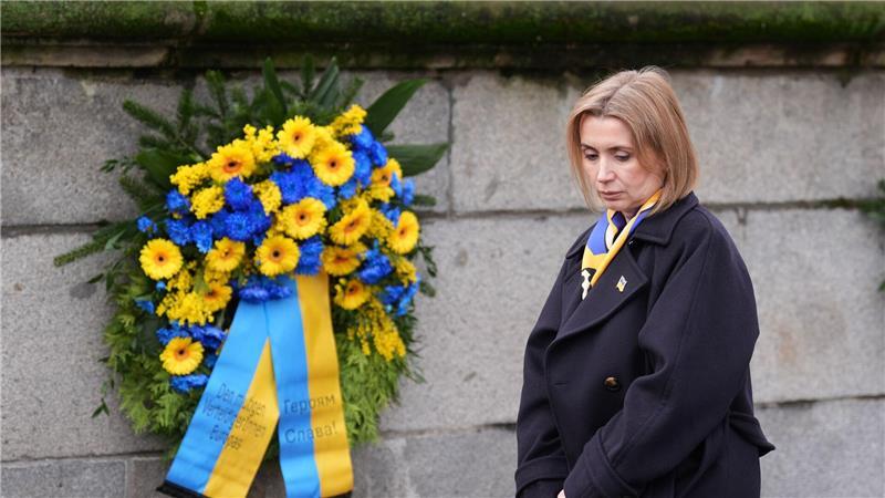 Die Generalkonsulin der Ukraine, Iryna Tybinka, empfindet nach vier Jahren Krieg vor allem Schmerz und Zorn.