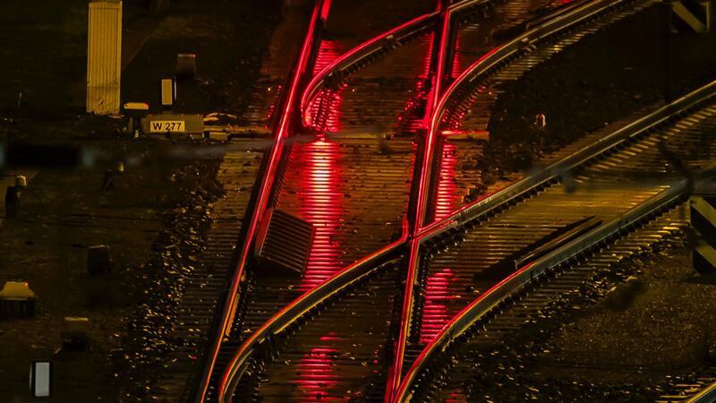 GDL-Streik angelaufen - Rufe nach Schlichtung Die Gewerkschaft Deutscher Lokomotivführer (GDL) hat zu einem weiteren mehrtägigen Streik bei der Deutschen Bahn aufgerufen.
