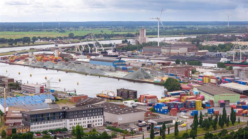 Erste Hafen-Tarifrunde endet ohne Einigung Die Gewerkschaft Verdi fordert 8,2 Prozent mehr Gehalt.