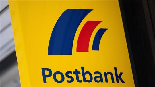 Die Gewerkschaft Verdi hat Mitarbeiter der Postbank zum Warnstreik aufgerufen.