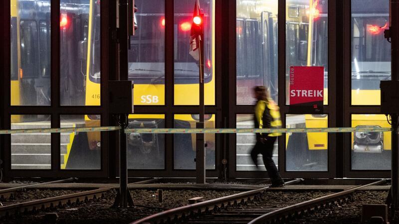 Fahrgastverband kritisiert Verdi-Warnstreiks im ÖPNV Die Gewerkschaft Verdi hat für Freitag ganztägige Warnstreiks im öffentlichen Personennahverkehr in fast allen Bundesländern angekündigt.
