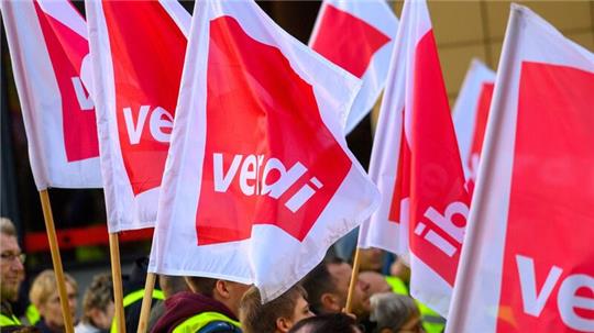 Die Gewerkschaft Verdi hatte die Beschäftigten im öffentlichen Dienst erst kürzlich zum Warnstreik aufgerufen.